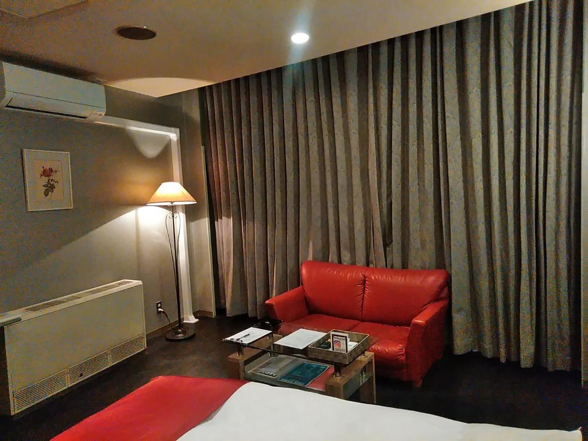 Hotel Liberty Kochi (Adults Only) Exterior foto